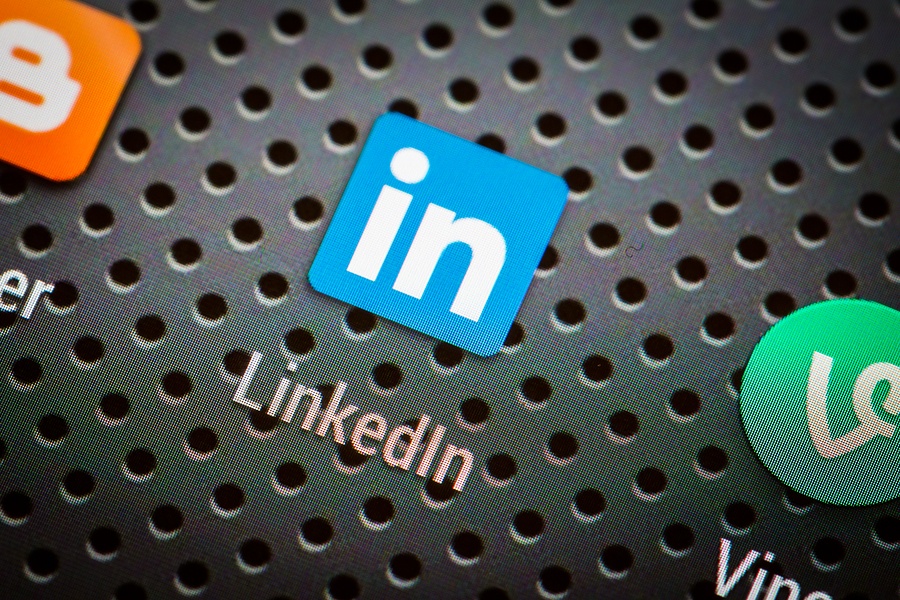Use LinkedIn for Marketing Your FI to Business Owners [5 Quick Tips]